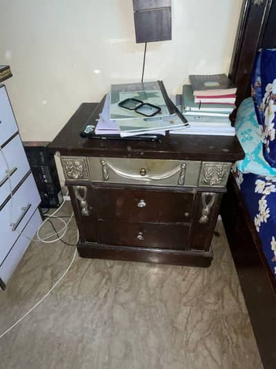 bed and dressing with form