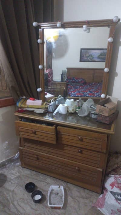 Oak ka furniture good condition