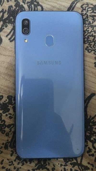 Samsung A30 8×10 condition