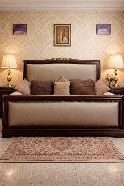 Wooden Bed Set Kingsize with dressing table