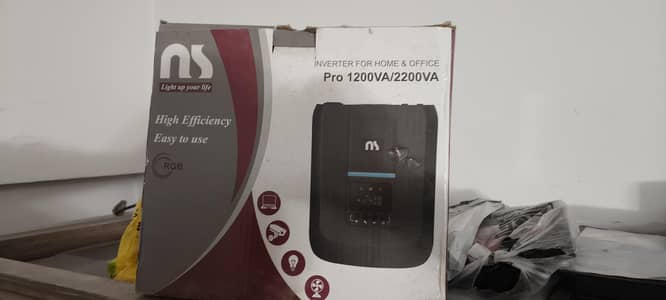 UPS AND BATTERY COMPLETE BACKUP