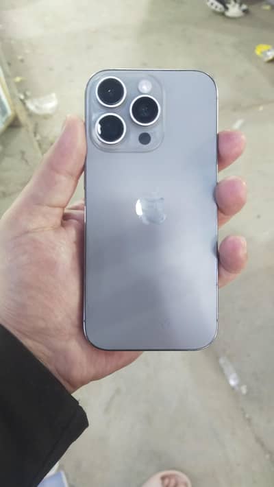 16 pro Factory unock 128gb . . read add first