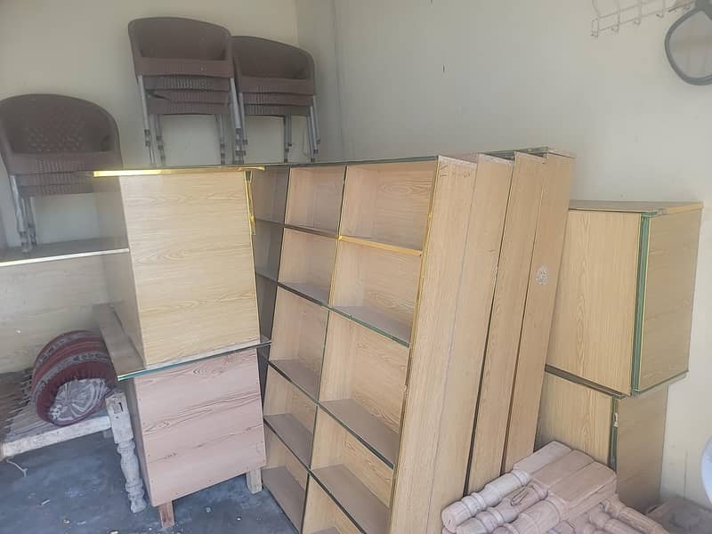 دکان کی الماری / شوکیس برائے فروخت – بہترین حالت میں” 4