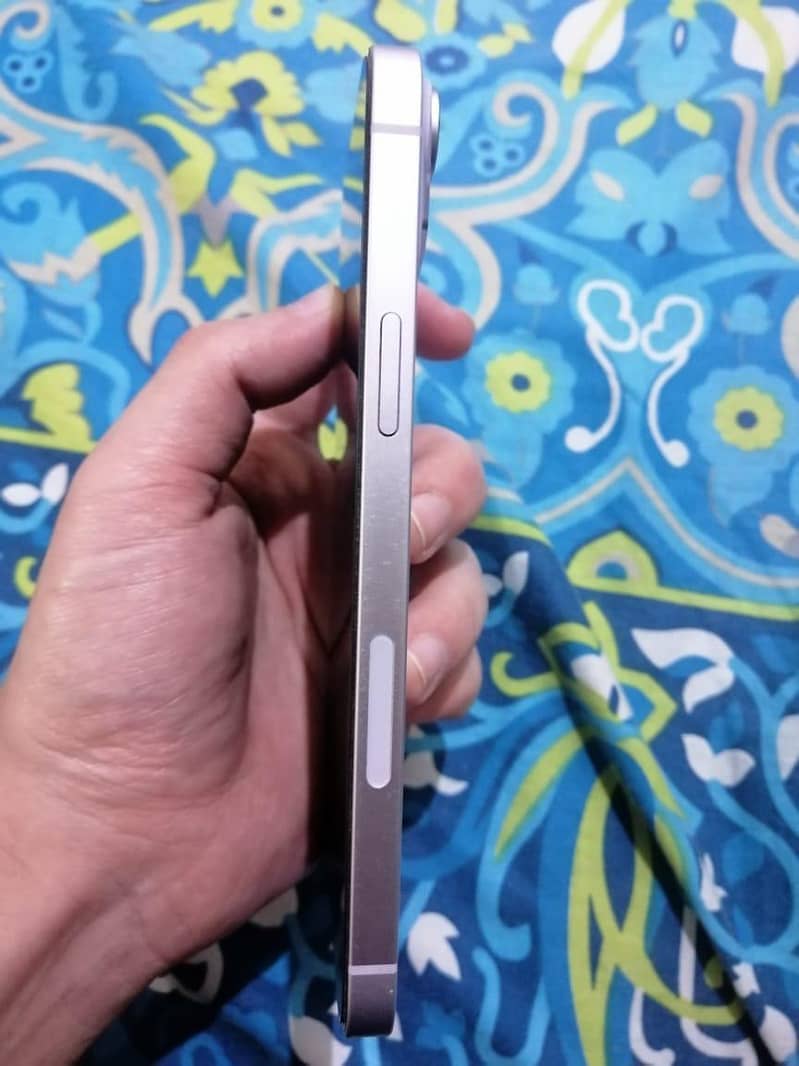 iPhone 14 plus jv 8