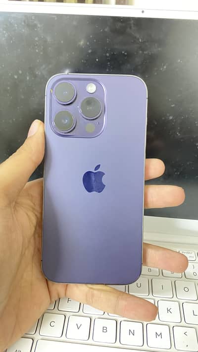 14 pro pta approved waterpack no scratch 9/10 condition scratchless