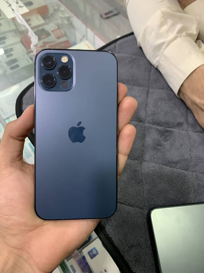 iPhone 12 Pro 0