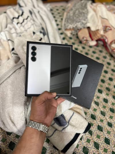 Fold 6 Silver 12/256GB Factory Unlocked