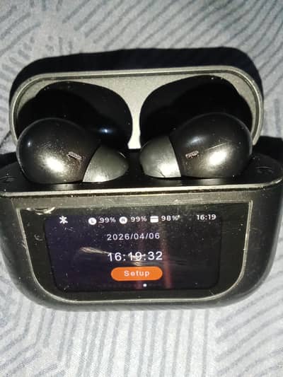 Earbuds with screen controller Quality sounds.