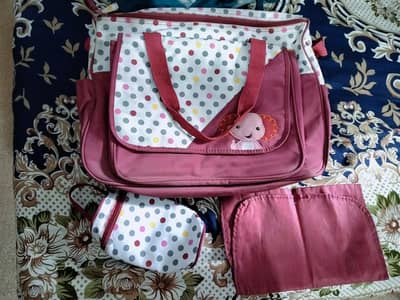 each bag 1500 isse Kam nhi honge high quality bags hai