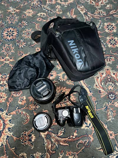 Nikon D3200 DSLR + 2 Lenses (18-55 + 70-300) – Like New