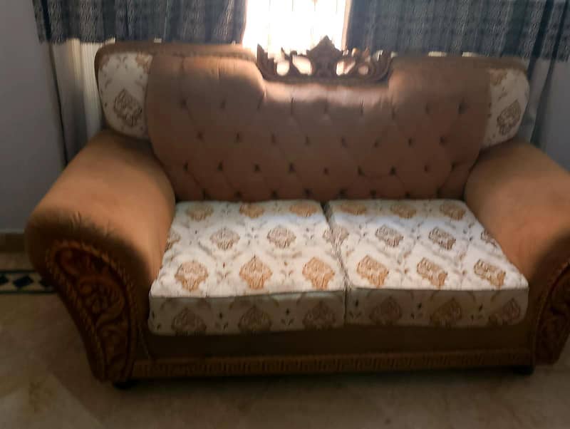 Sofa Excellent condition 2