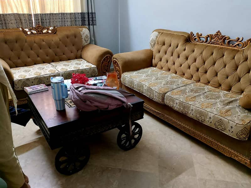 Sofa Excellent condition 5