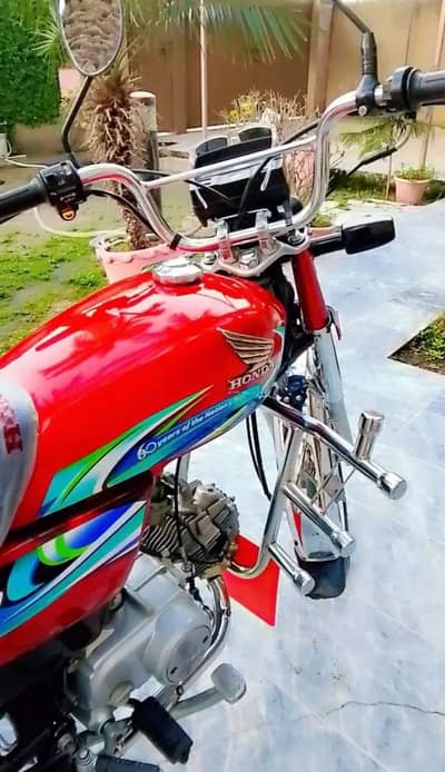 hounda CD 70 2024 model nut nut ok peshawar