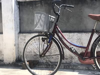 Size 24. Color Red. Oragenal color.  No dent).