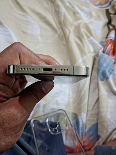 I phone 13pro water pack battery health %90 512gb  fectry unlock