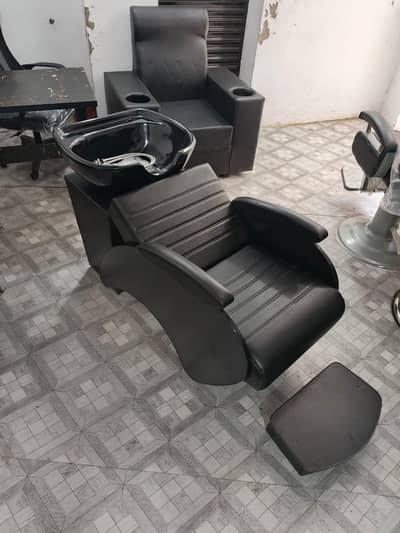 Shampoo unit / Head wash unit / Wash unit for saloon