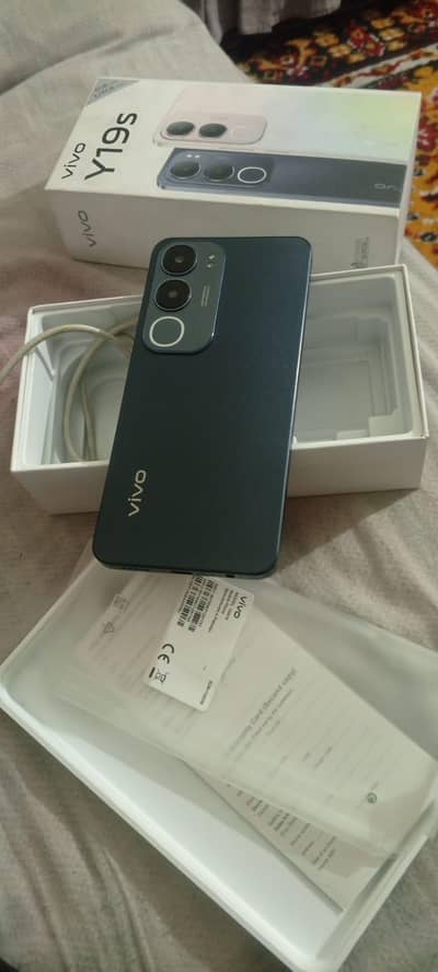 vivo Y19s
