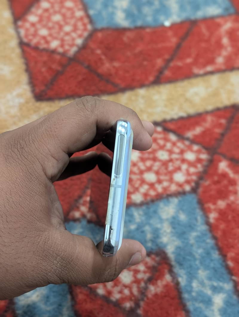 Google pixel 8 pro 1