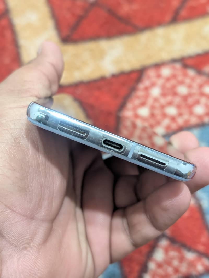 Google pixel 8 pro 3