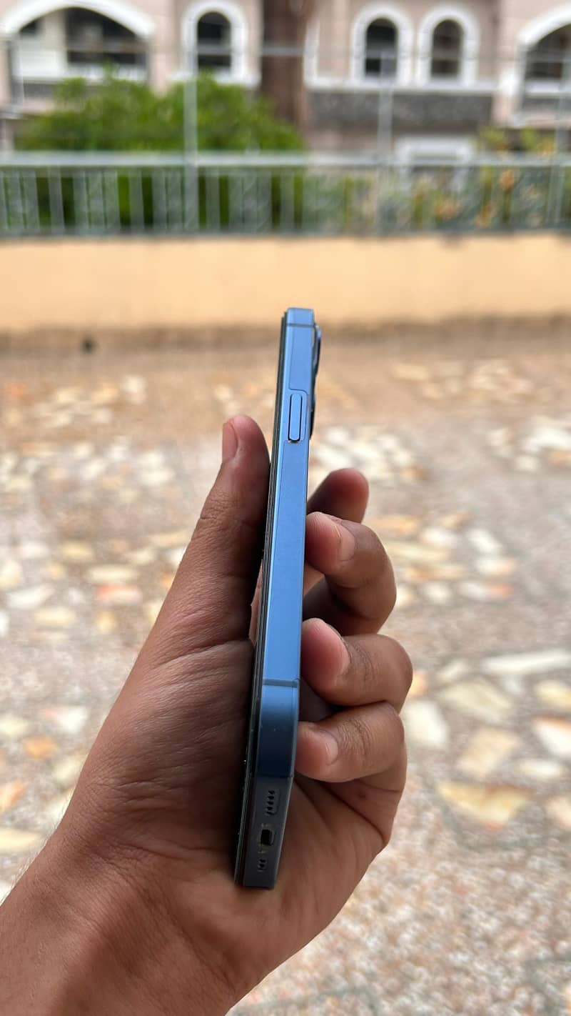 IPHONE 13 [BYPASS] 2