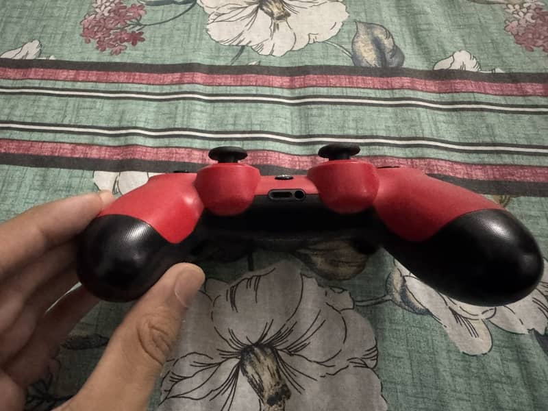 PS4 Controller (Original) 1