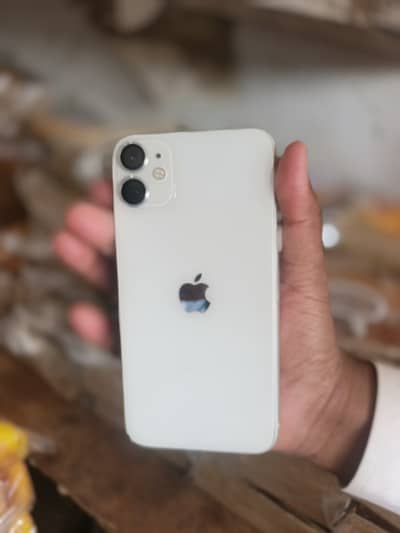 Apple iPhone 11