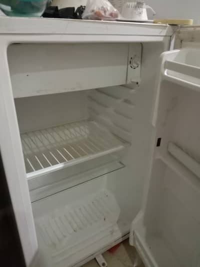 Small refrigerator for SALE