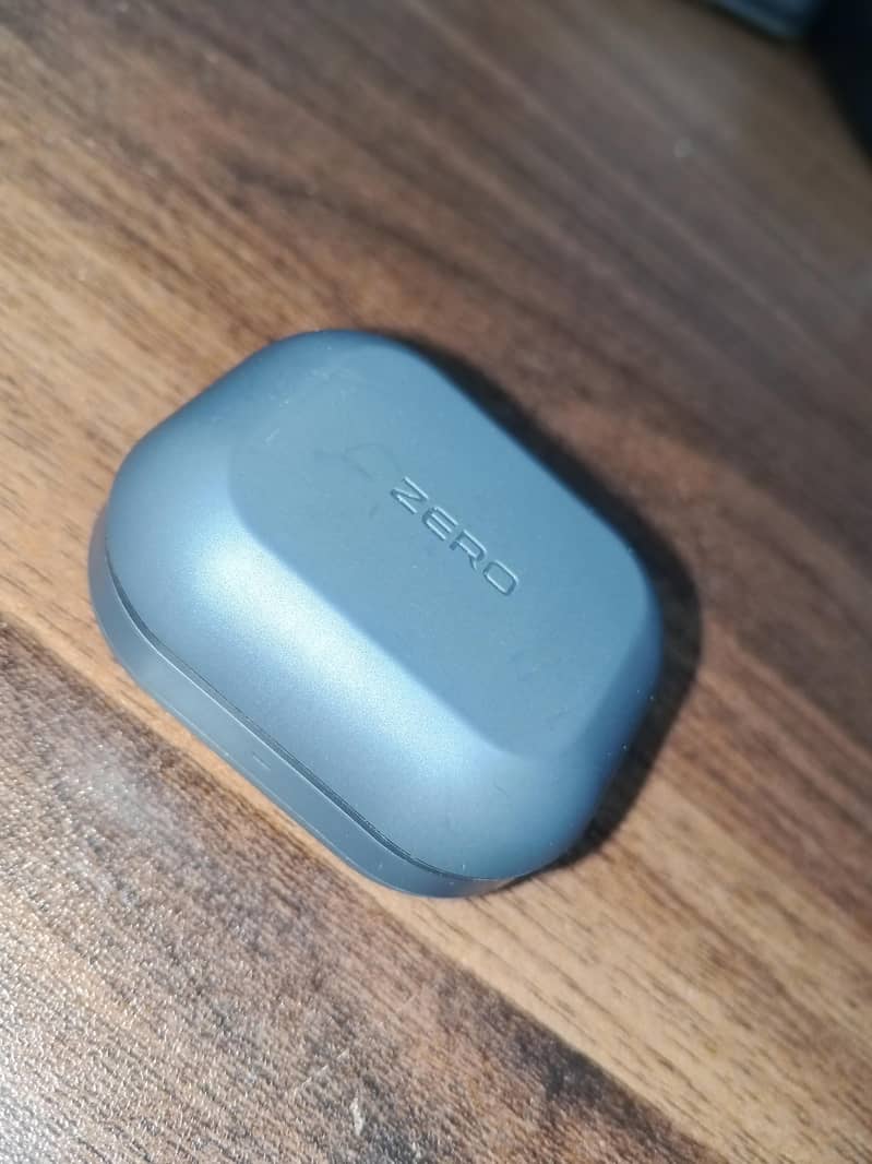 Zero Earbuds + Pod 1