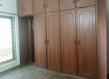 DHA PHASE 4 UPPER PORTION 10 MARLA