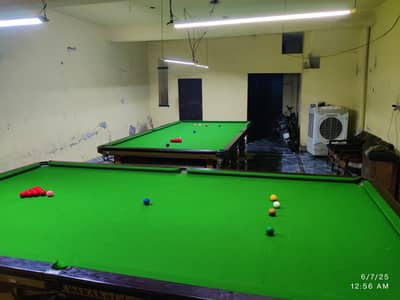 6×12 Full Size Snooker Table for sale Strong & Playable contact in des
