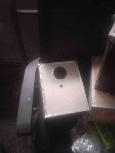 parrot box in good condition