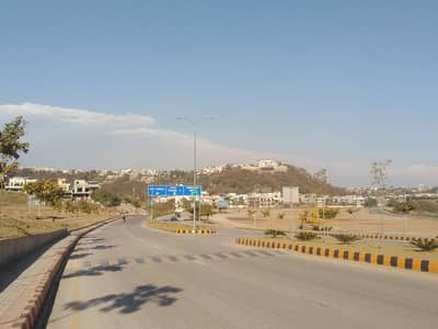 DHA Phase 4 - Sector A 1 Kanal Residential Plot Up For sale