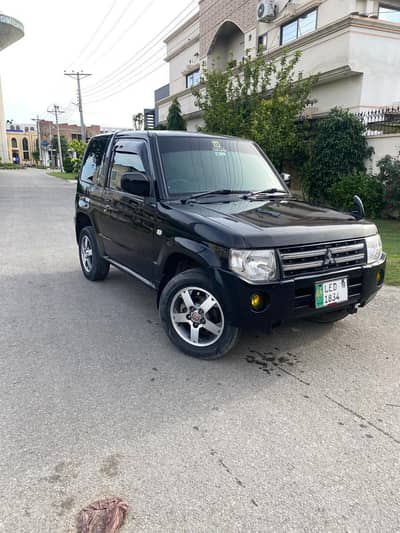 Mitsubishi Pajero Mini