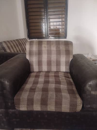 Seven seater sofa set