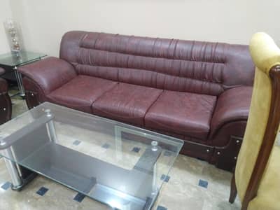 “Artificial Leather Sofa Set for Sale – Excellent Condition”