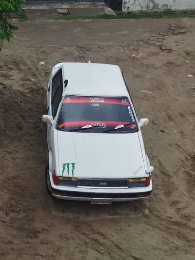 | Toyota corolla | Model 1986 |