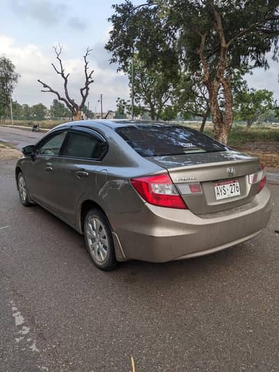 Honda civic 2013 vti hardtop geniun condition just biy and drive