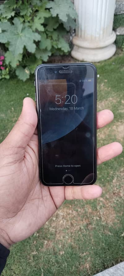 I Phone 7 Pta Approved Mobile 32Gb Thumb Sensor Not Working. . .