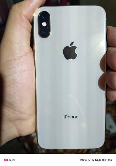 I phone XS gold colour 64GB official PTA approved