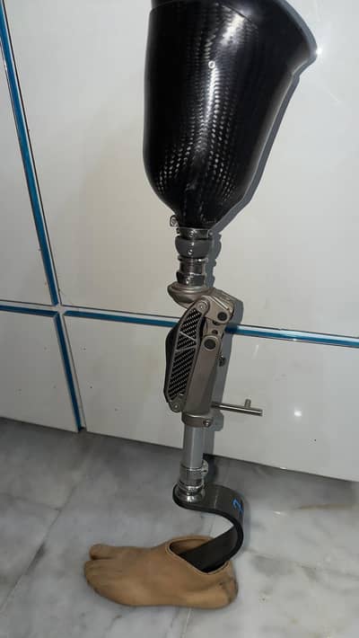 prosthetic  knee foot