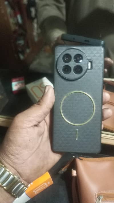 Tecno spark 20pro + 8/256