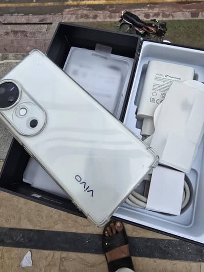 vivo v 40 5G full box 12 \256 Prosser  7 Gen 3