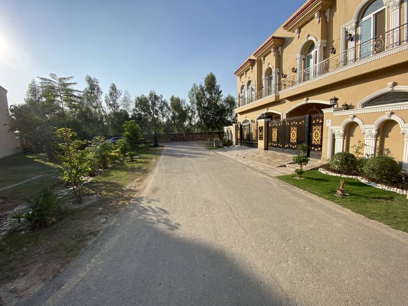 3.5 CORNER PLOT- One And Only Option 5