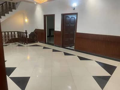 G-9/2 Islamabad 5 Flats Building for Rent | Ideal for Commercial & Residential Use
