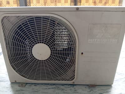 Mint condition Mitsubishi AC.