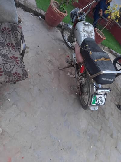 03004885029. . Model 2019 Road Prince Lhr Number Condition ap k samne
