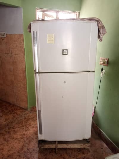 Dawlance fridge for sale