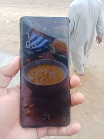 Reno 6pro 12gb 256 all ok koi masla ni ha