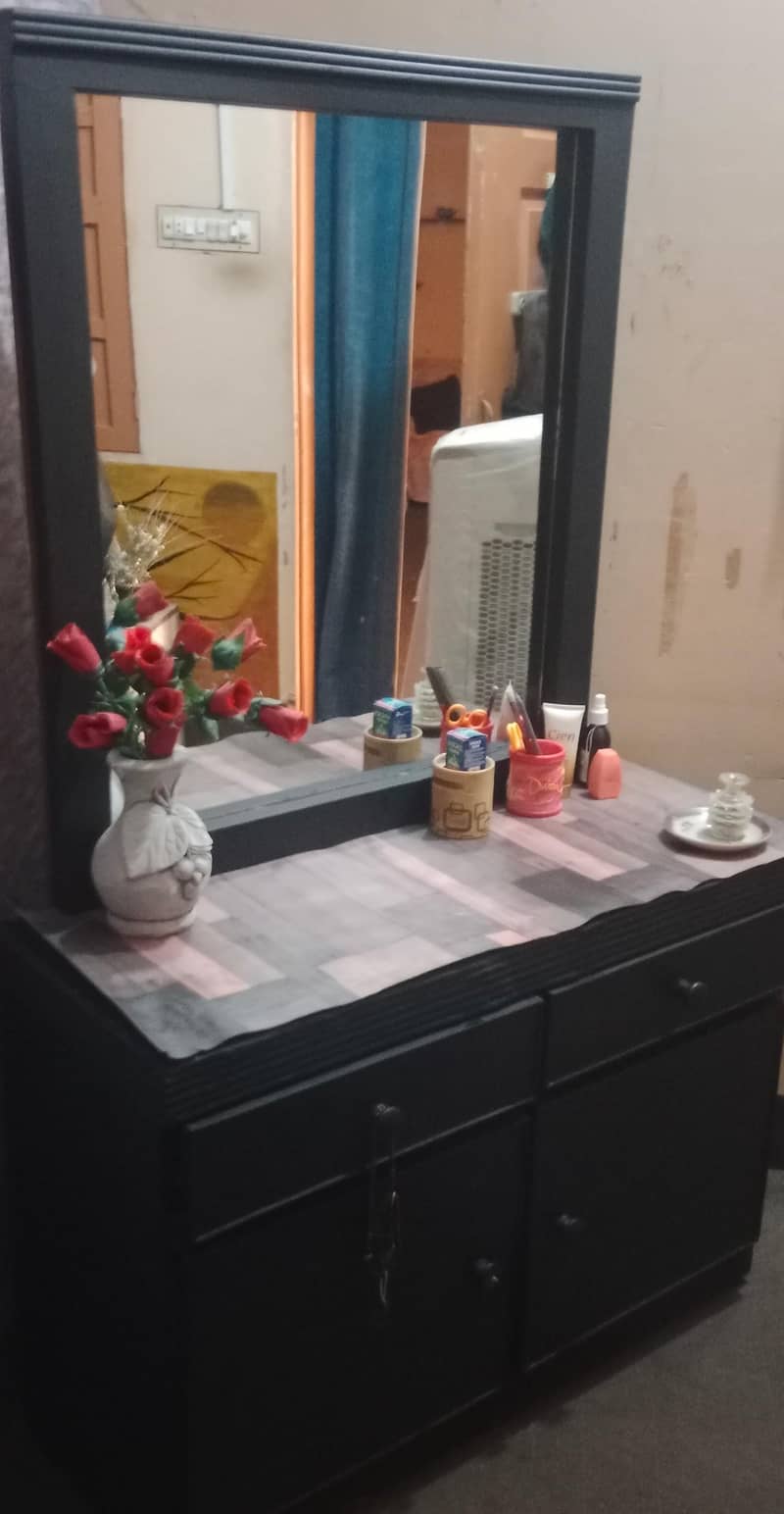 Dressing Table 1
