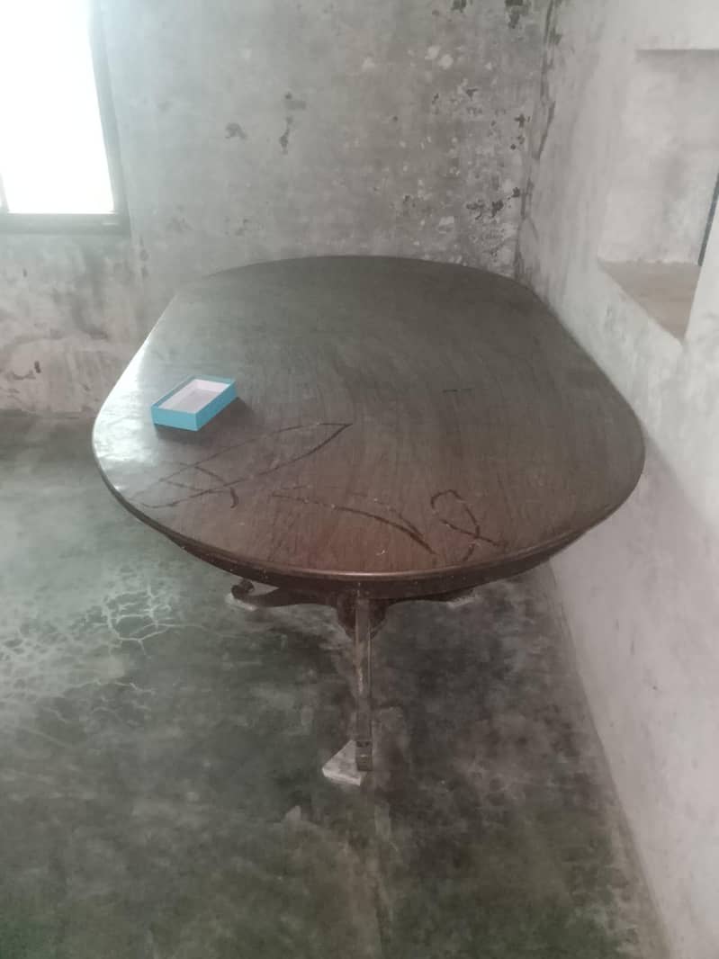 مظبوط لکڑی کا بنا خوبصورت لمبوتری شیپ کا ڈائننگ ٹیبل ب 0